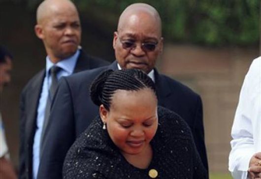 Escándalo sexual golpea al Presidente de Sudáfrica a siete días del Mundial