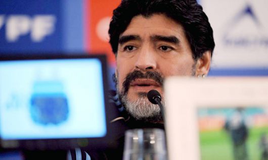 Maradona también cambió camas en la concentración argentina