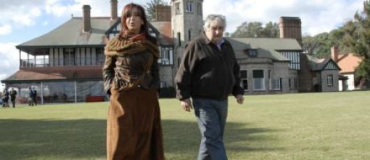 Mujica quiere monitorear el río Uruguay