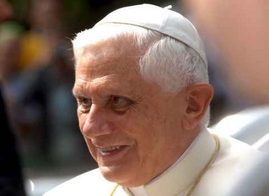 El Papa Benedicto XVI redactó su primer tweet