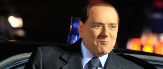 Berlusconi renunció ante crisis económica