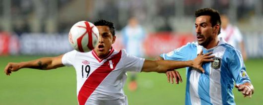 Perú jugó una final, Argentina un partido más
