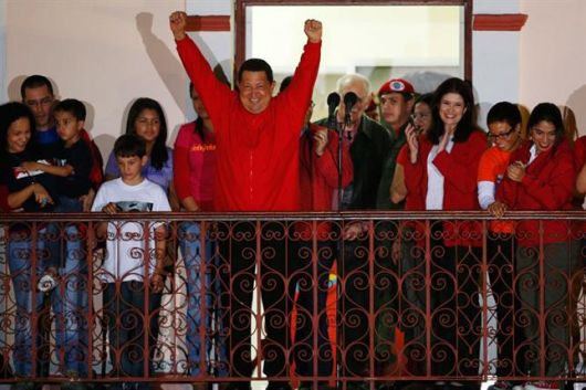 Chávez ganó pero la mitad del país no lo votó