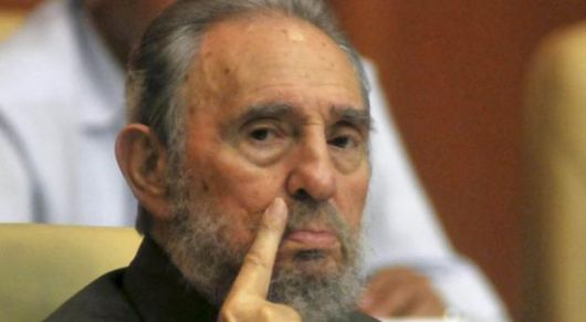 ¿Fidel Castro moribundo?
