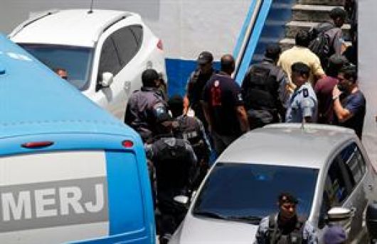 Arrestan a 59 policías con  vínculos al narcotráfico