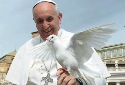 El papa Francisco es candidato al premio Nobel de la Paz