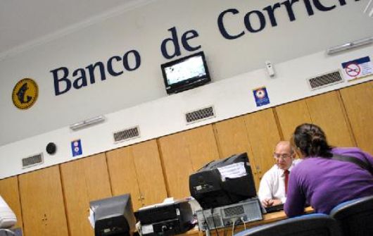 Atención reducida en el Banco de Corrientes