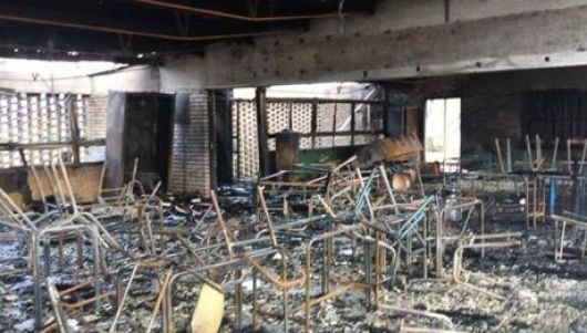 Incendio intencional destruyó el Colegio