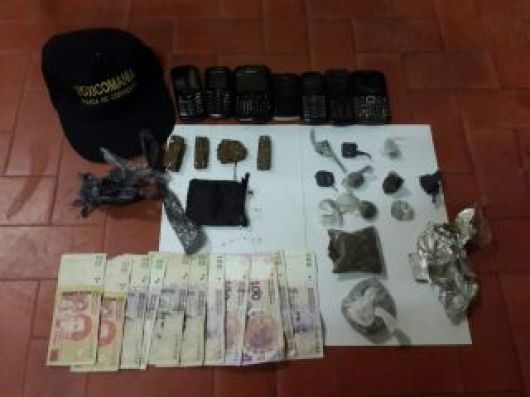 La Policía desbarató otro "kiosco narco" en el Pirayuí: una mujer detenida