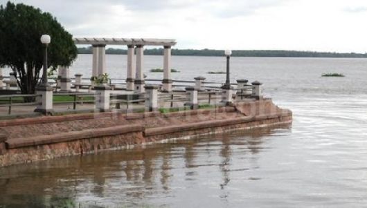 Alertan sobre la rápida crecida del río Paraná
