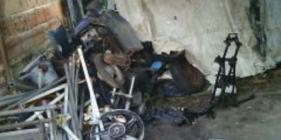 Mercedes: desbaratan banda que robaba motos y vendía repuestos 