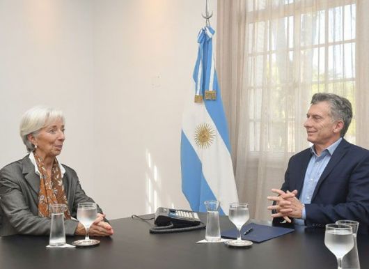 Macri recurre al FMI como última medida para evitar la crisis financiera