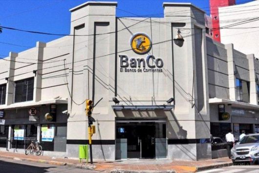 El Banco de Corrientes dará créditos para que empresas paguen sueldos
