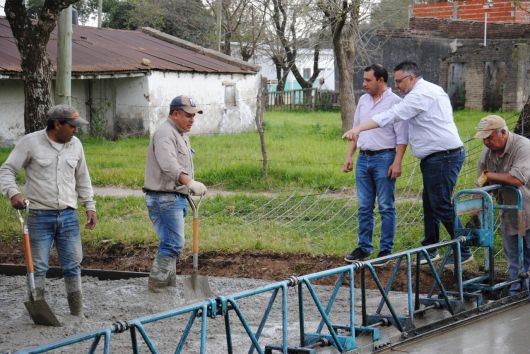El Municipio asfalta el otro tramo más de la Chacabuco para finalizar los 900 programados 
